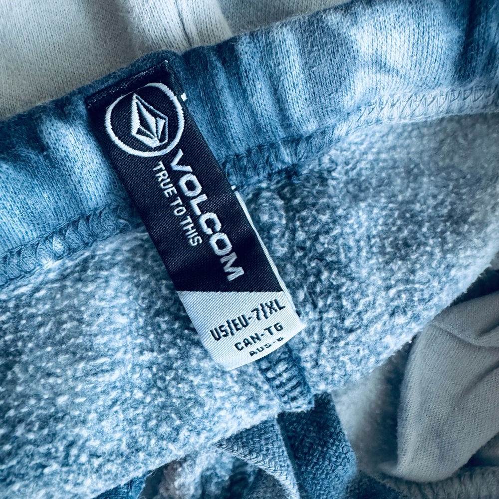 SET OF 2! Volcom Kids Blue Tie-Dye Joggers and Trestles Supply Co. Grey Joggers - Picture 5 of 9